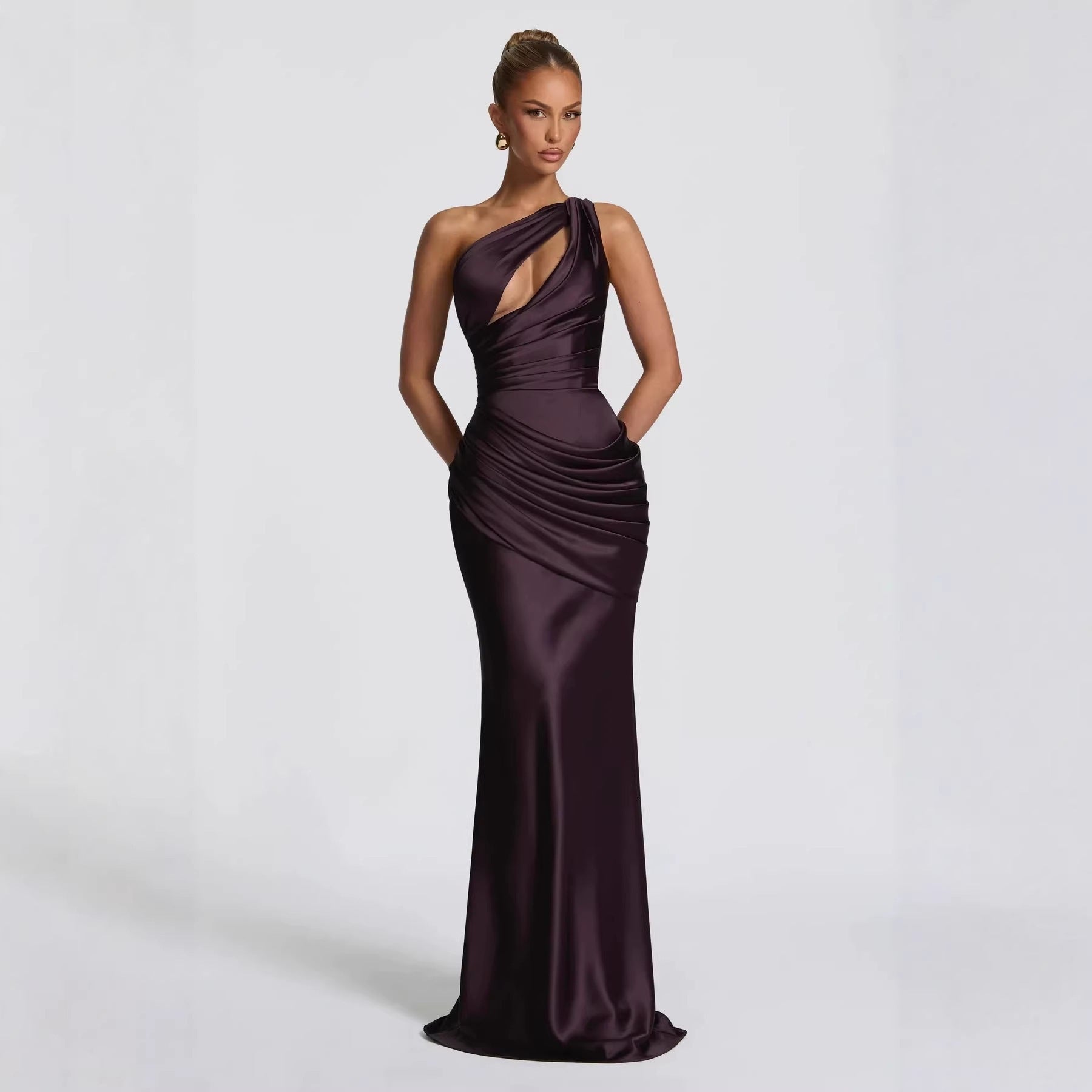 Elegante vestido de noche tipo sirena
