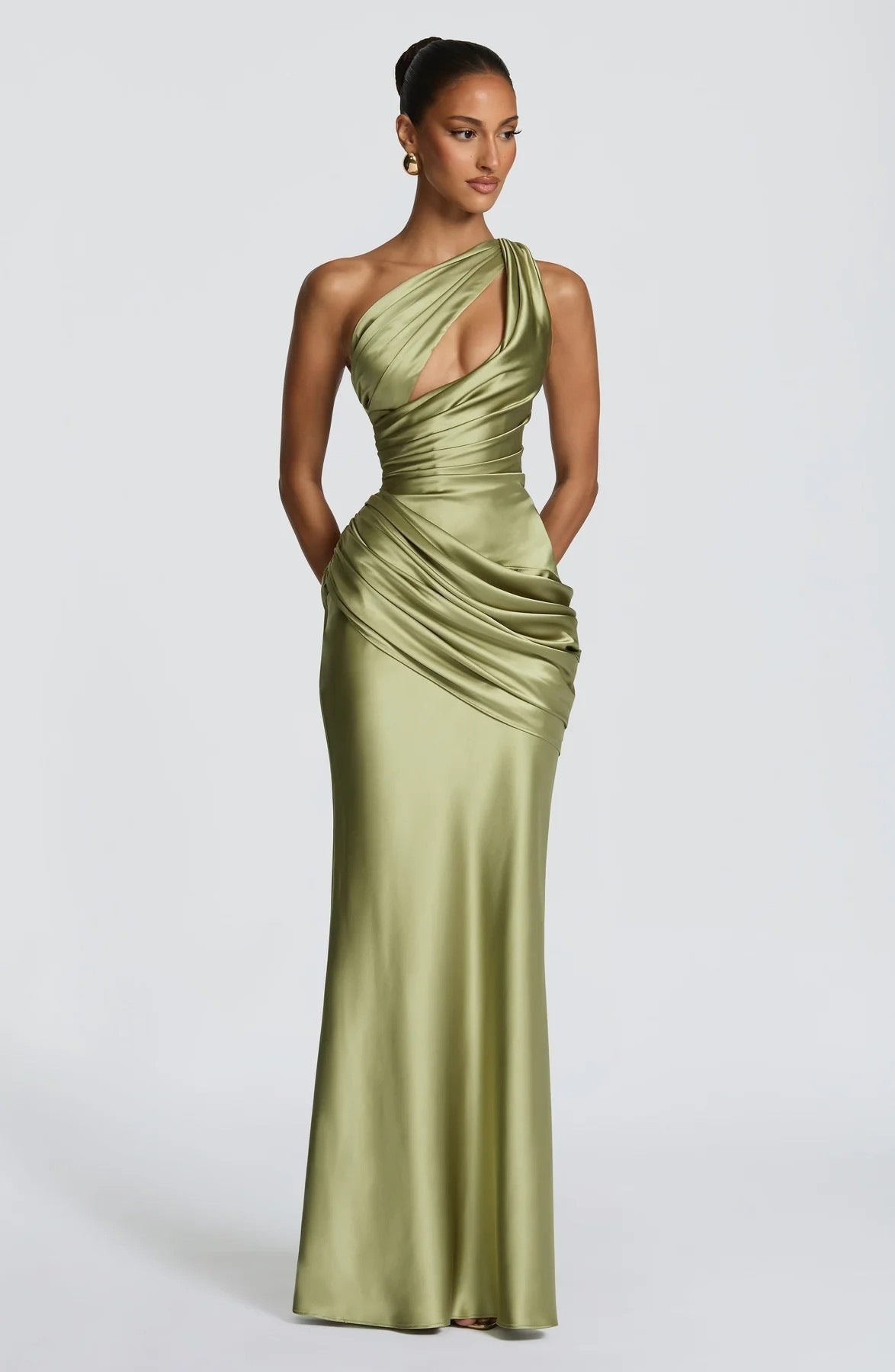 Elegante vestido de noche tipo sirena